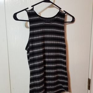 Sleeveless tee